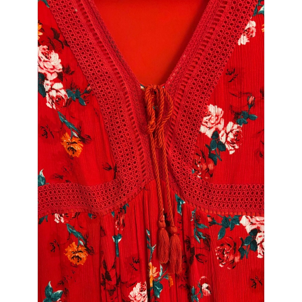Torrid Red Floral Crochet Trim Fit & Flare Dress Size 0 (14/16) - Picture 4 of 7